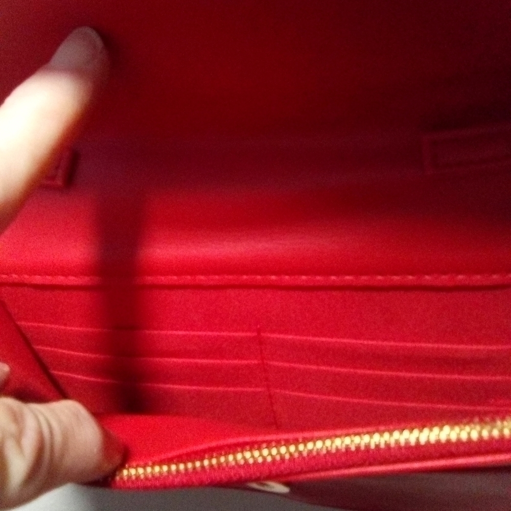 BEBE crossbody red NWT purse. - Picture 5 of 7
